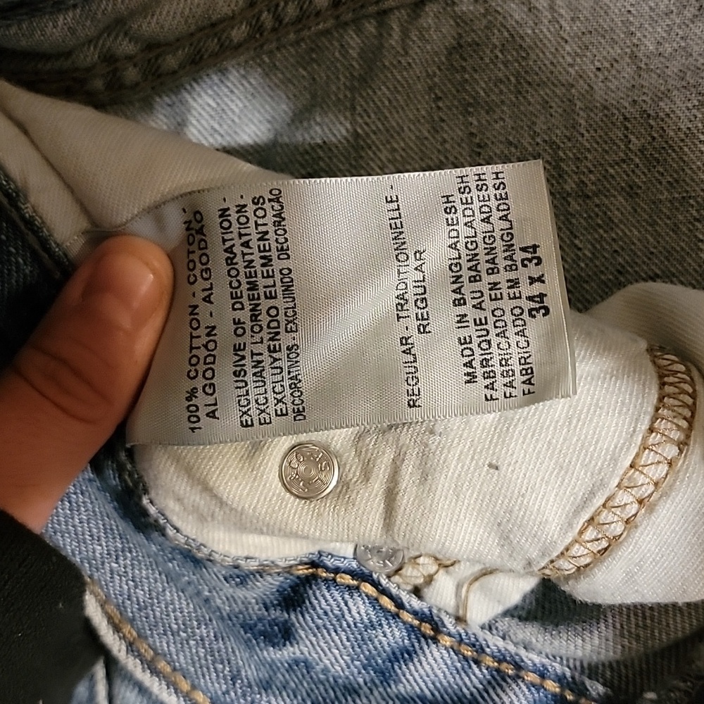 Levi strauss - Picture 3 of 5